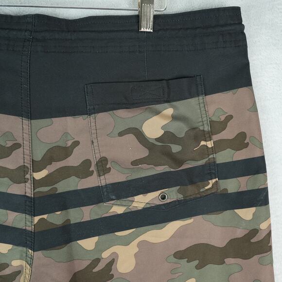 Old Navy California Board Shorts Mens 38x9 Camo Swimwear Beach Stretch - Picture 9 of 10